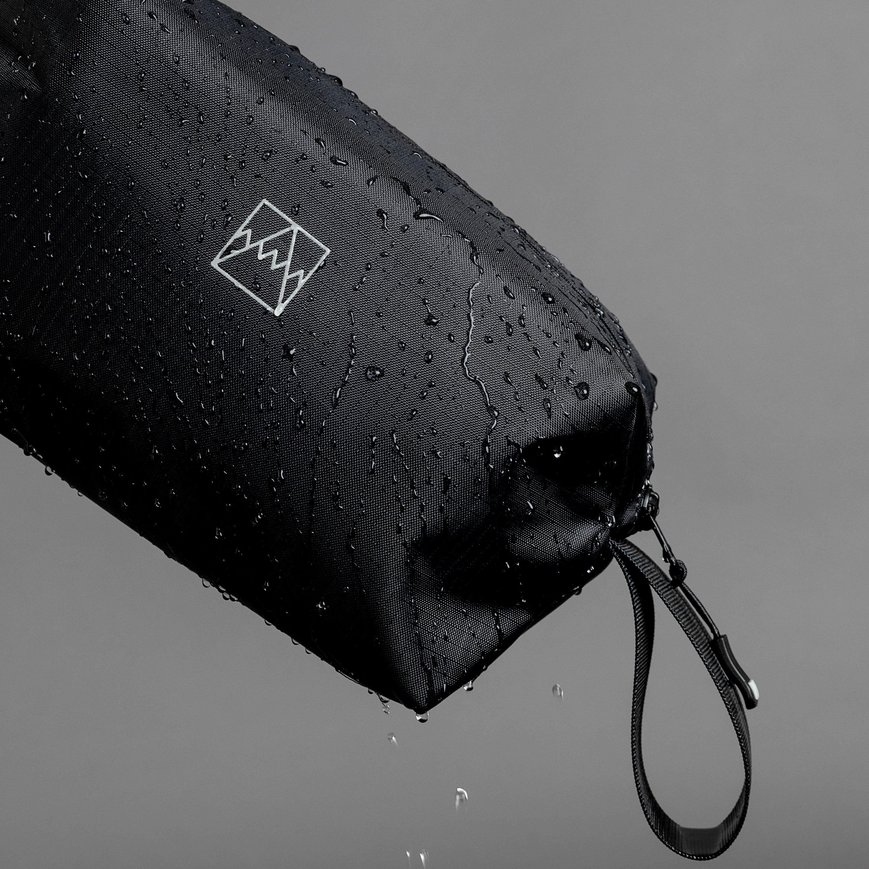 The Wash Bag 2022 - Image 9