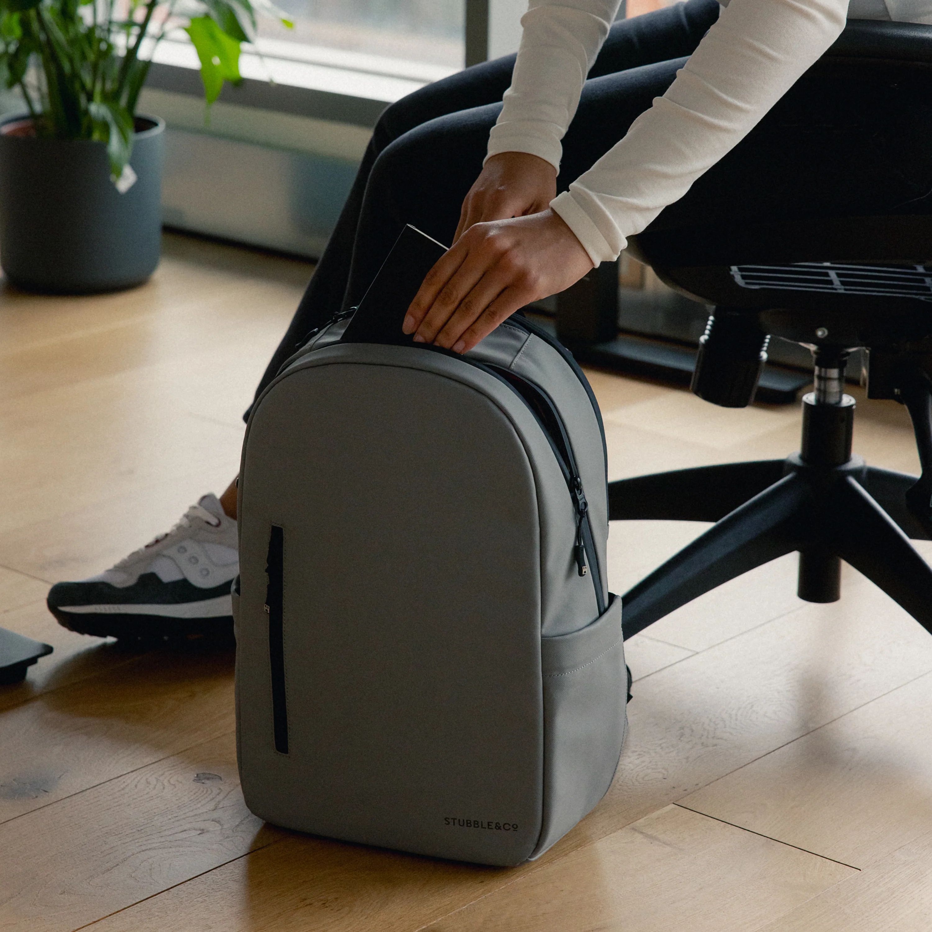 Everyday Backpack 15L - Image 26