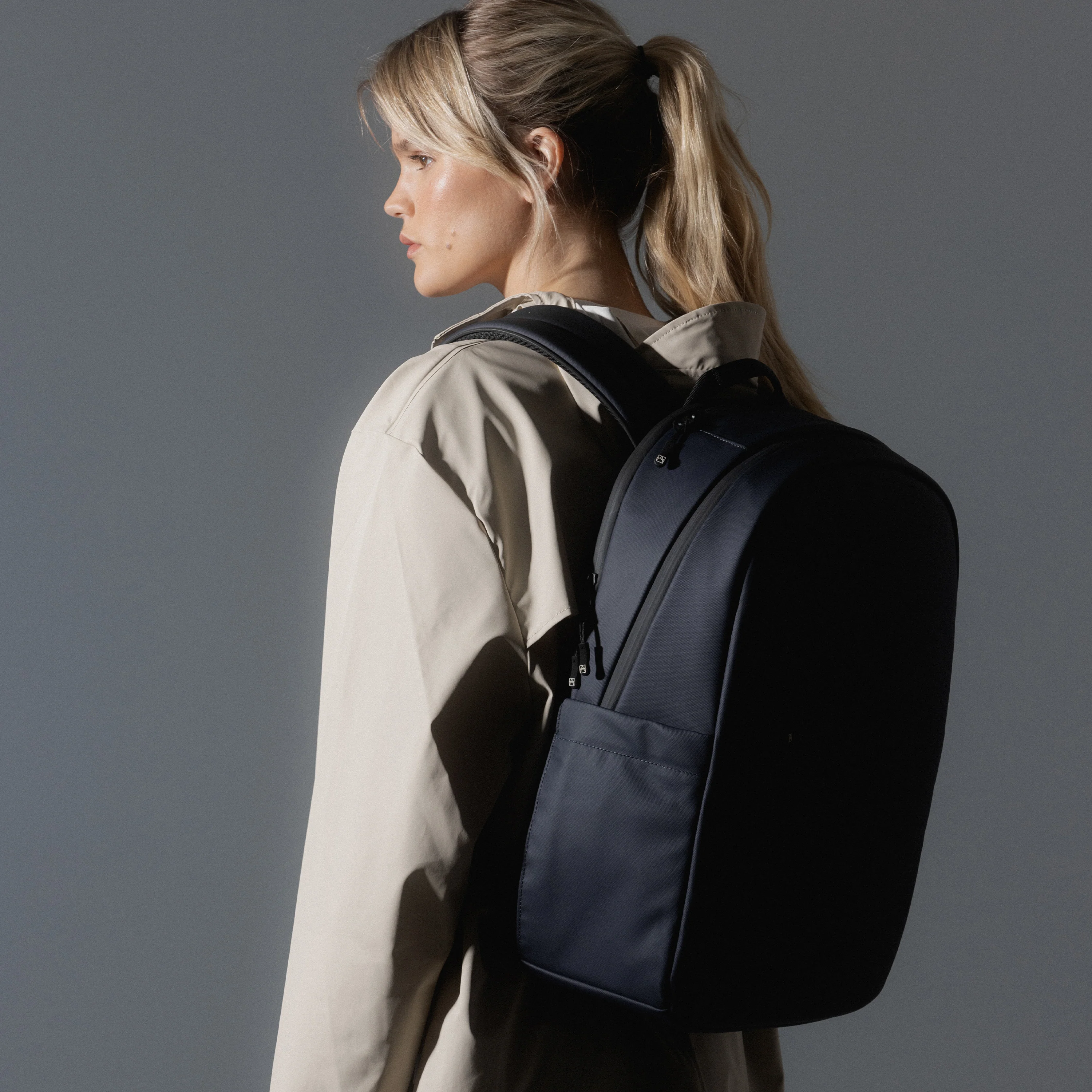 Everyday Backpack 15L - Image 35