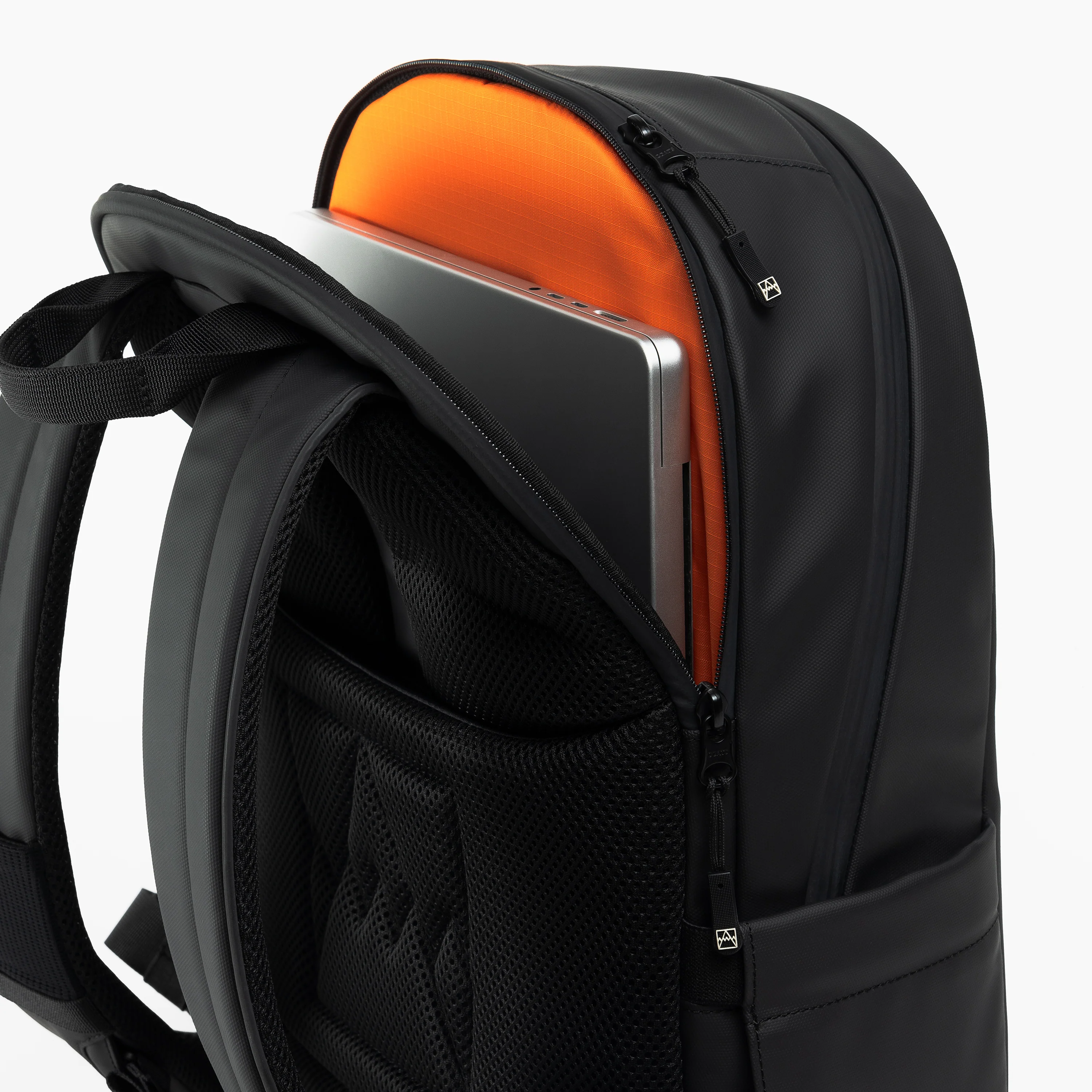 Everyday Backpack 15L - Image 4
