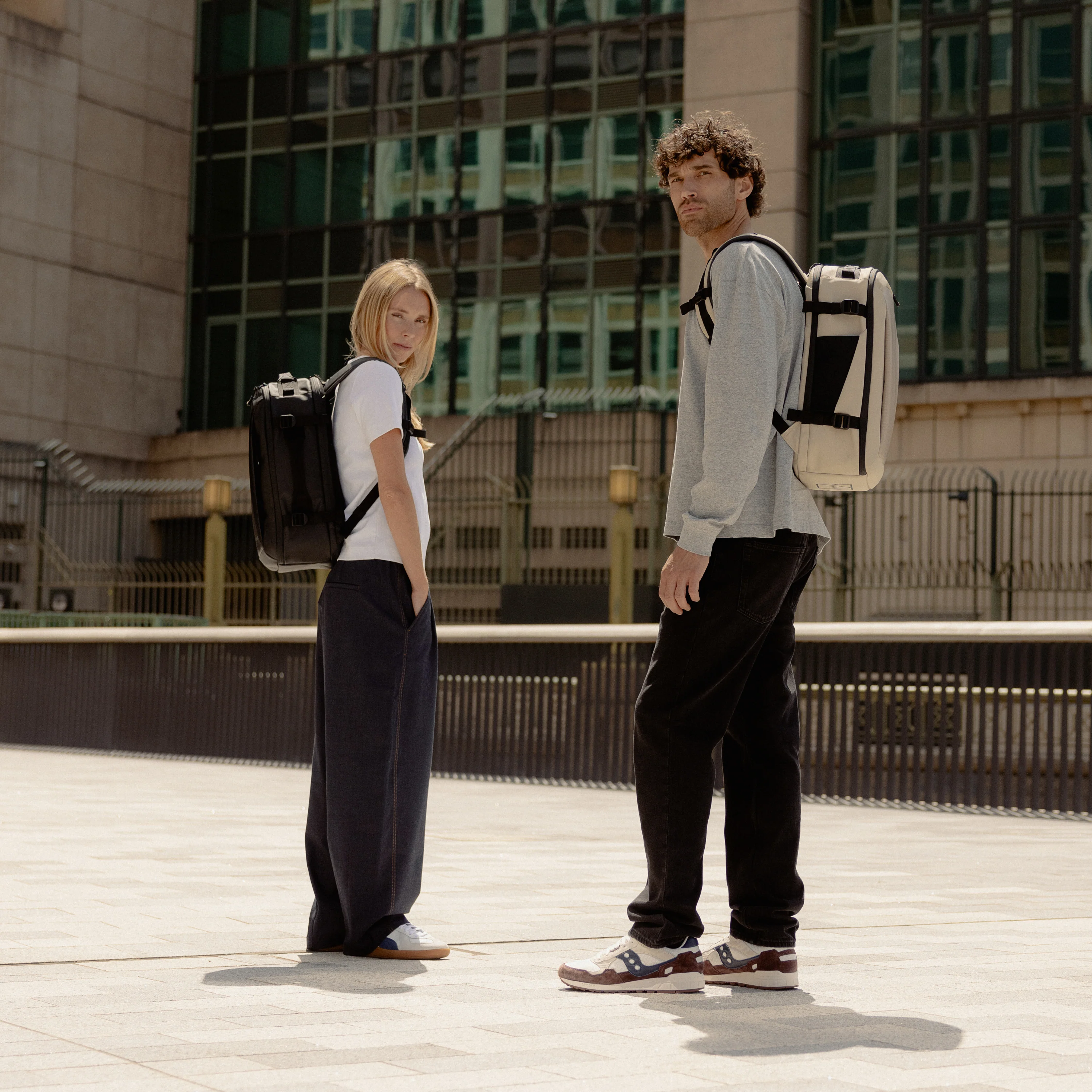 Hybrid Backpack 20L - Image 13