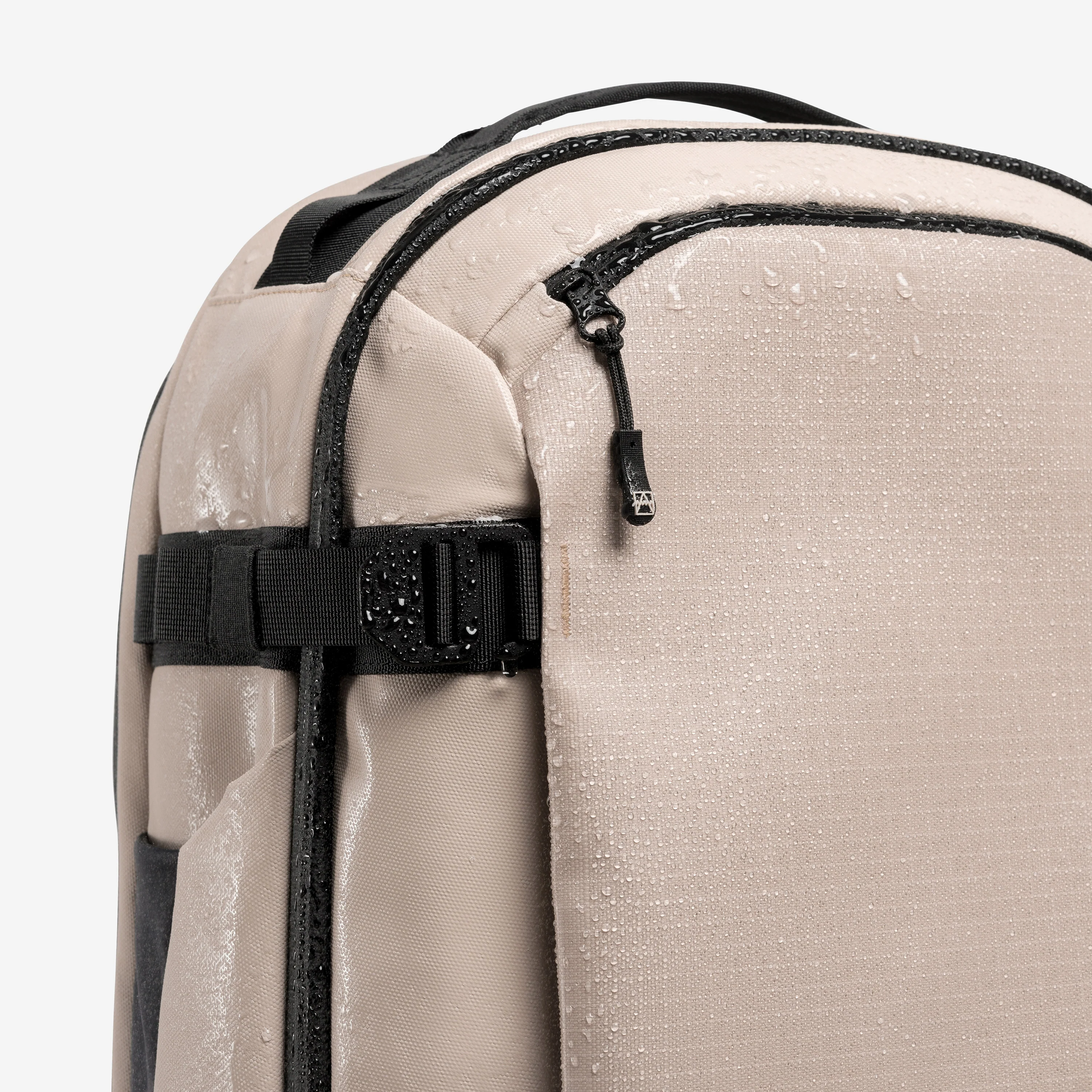 Hybrid Backpack 30L - Image 32