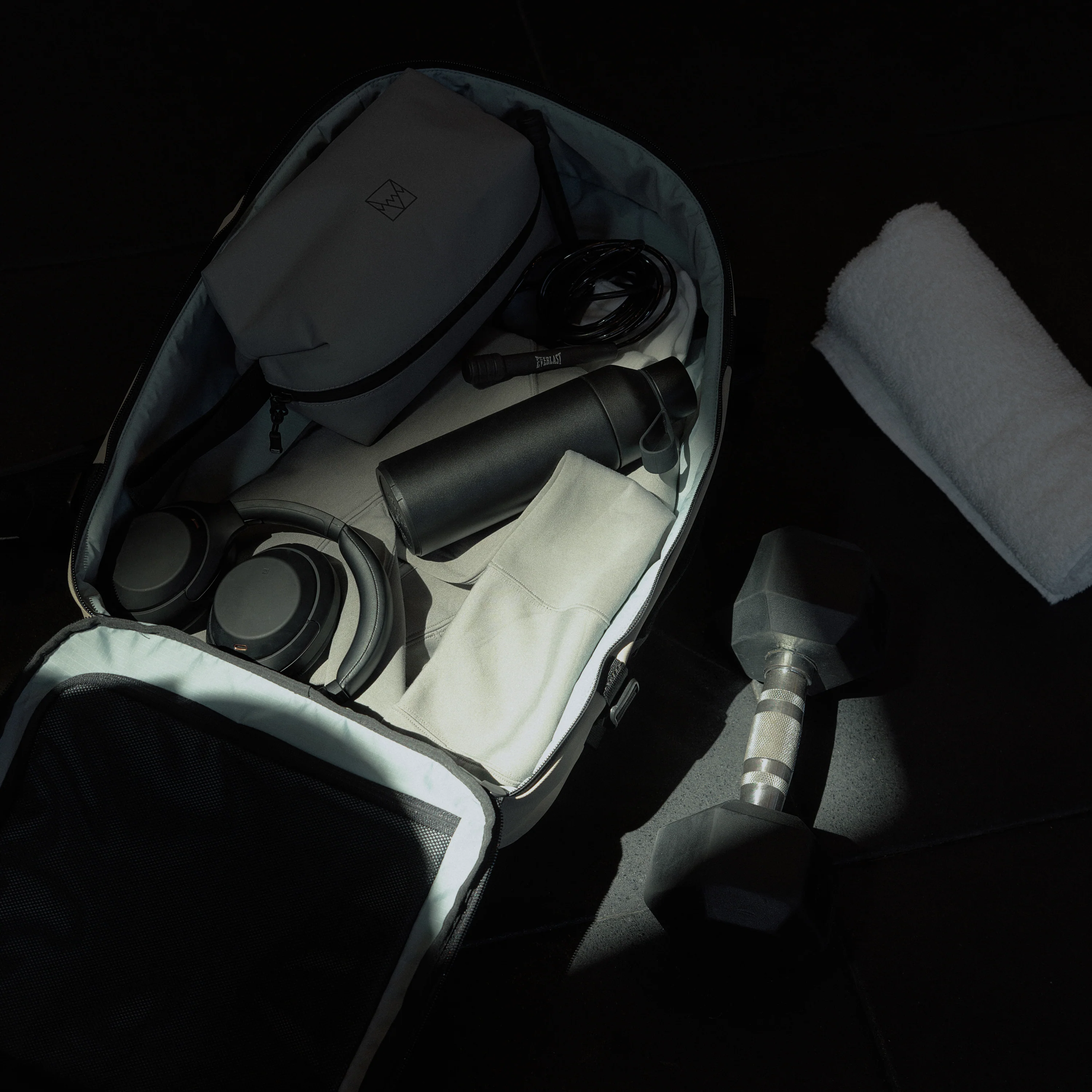 Hybrid Backpack 30L - Image 33