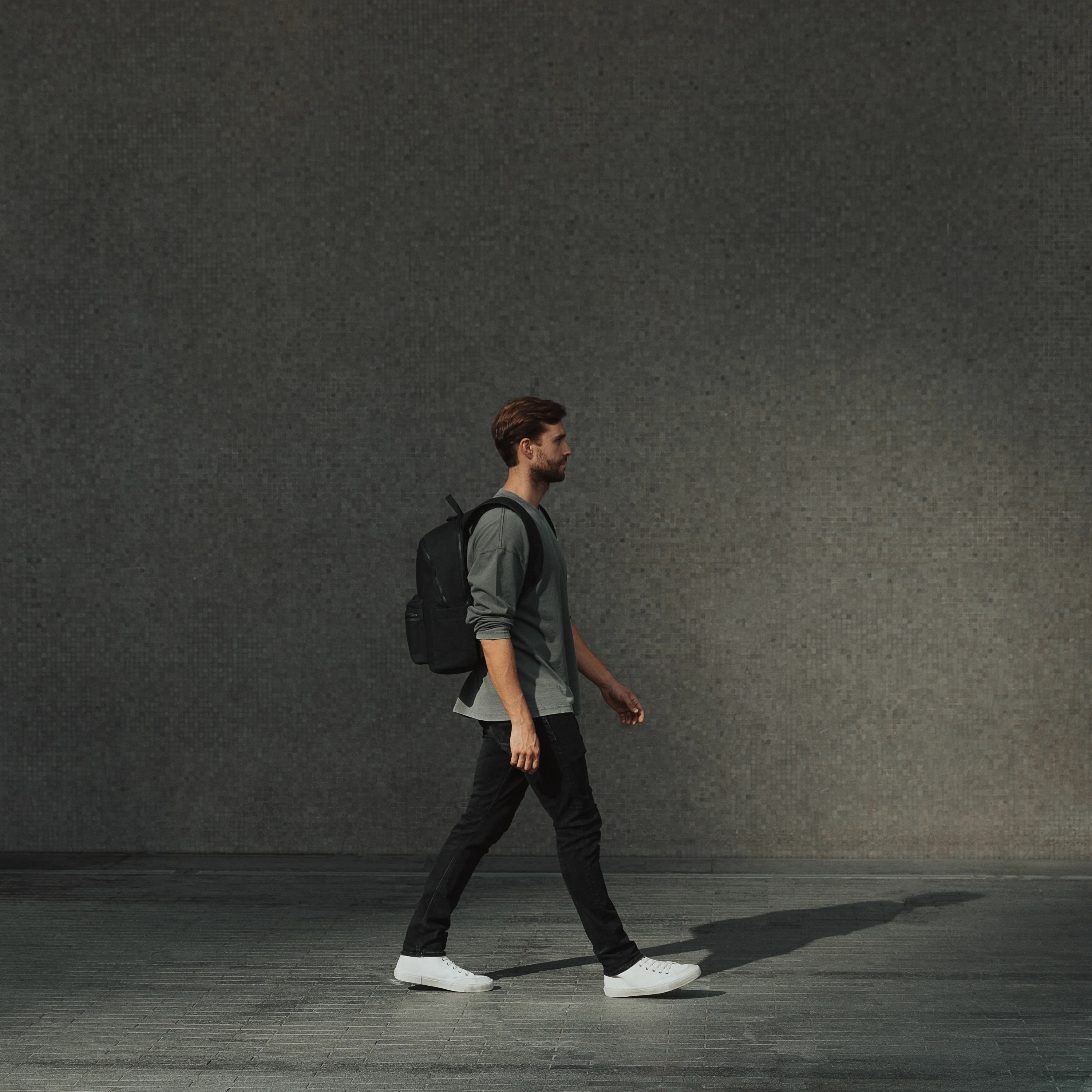 Commuter Backpack 20L - Image 10