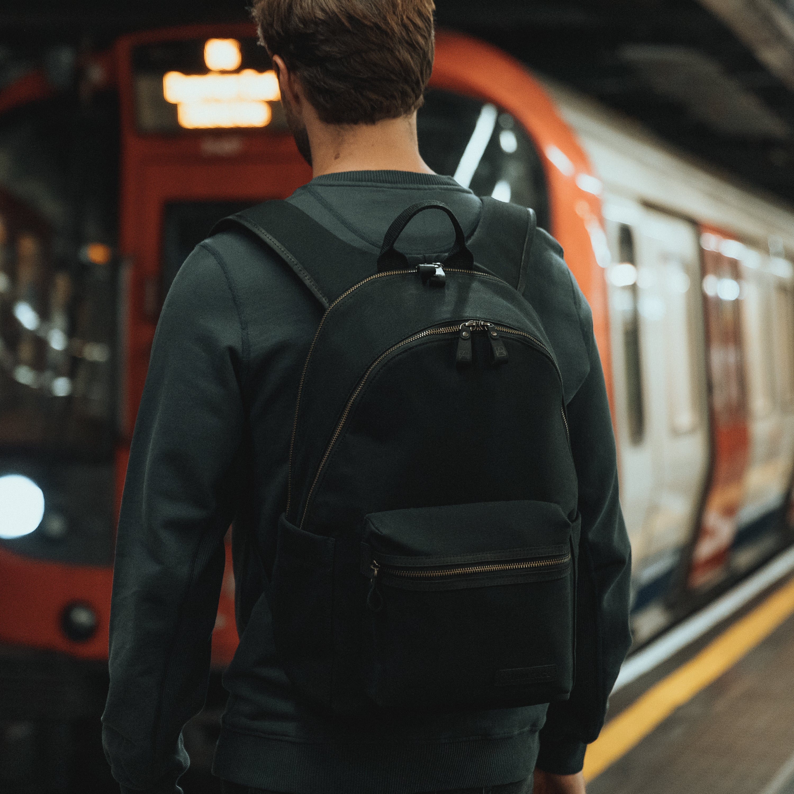 Commuter Backpack 20L - Image 34