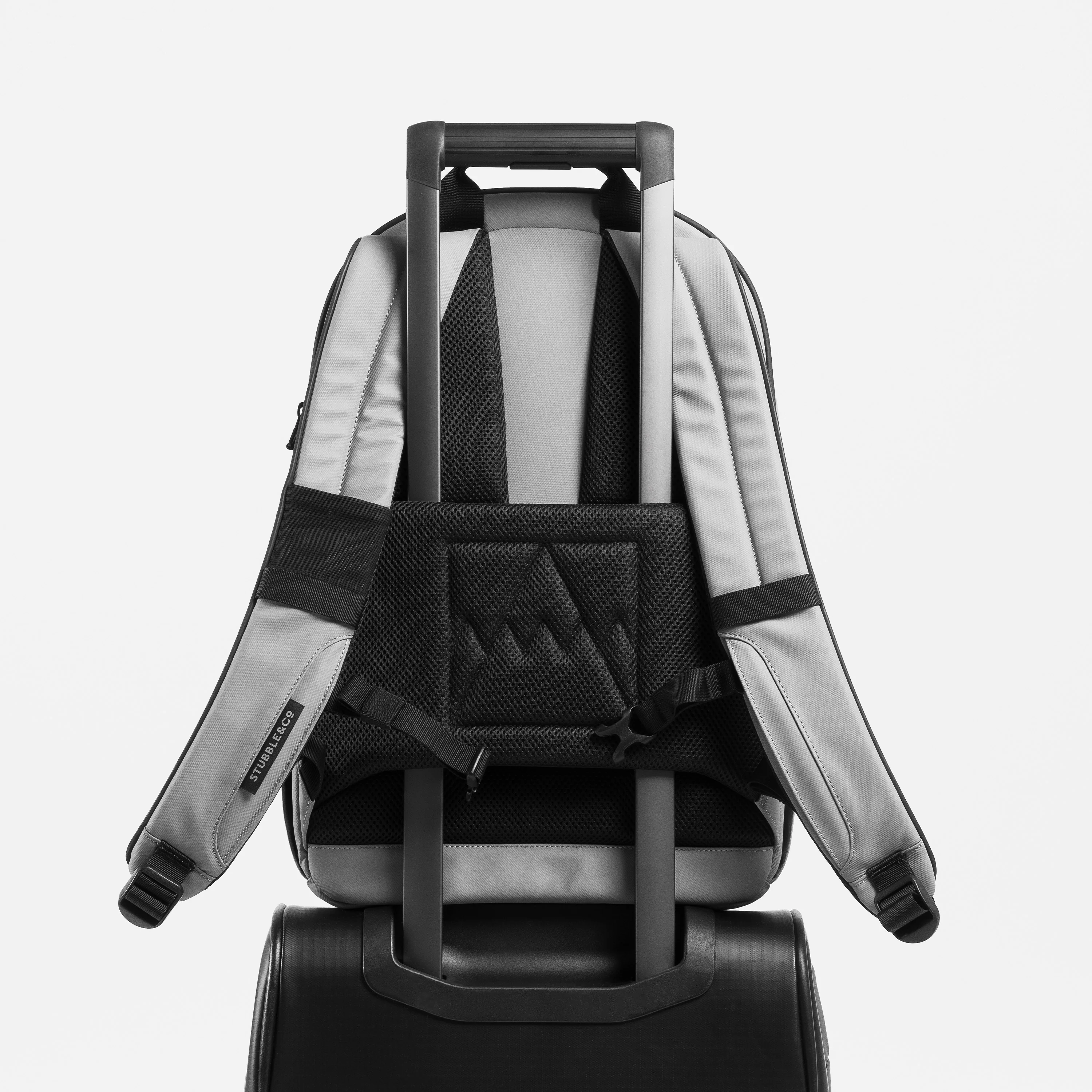 Everyday Backpack 20L - Image 20