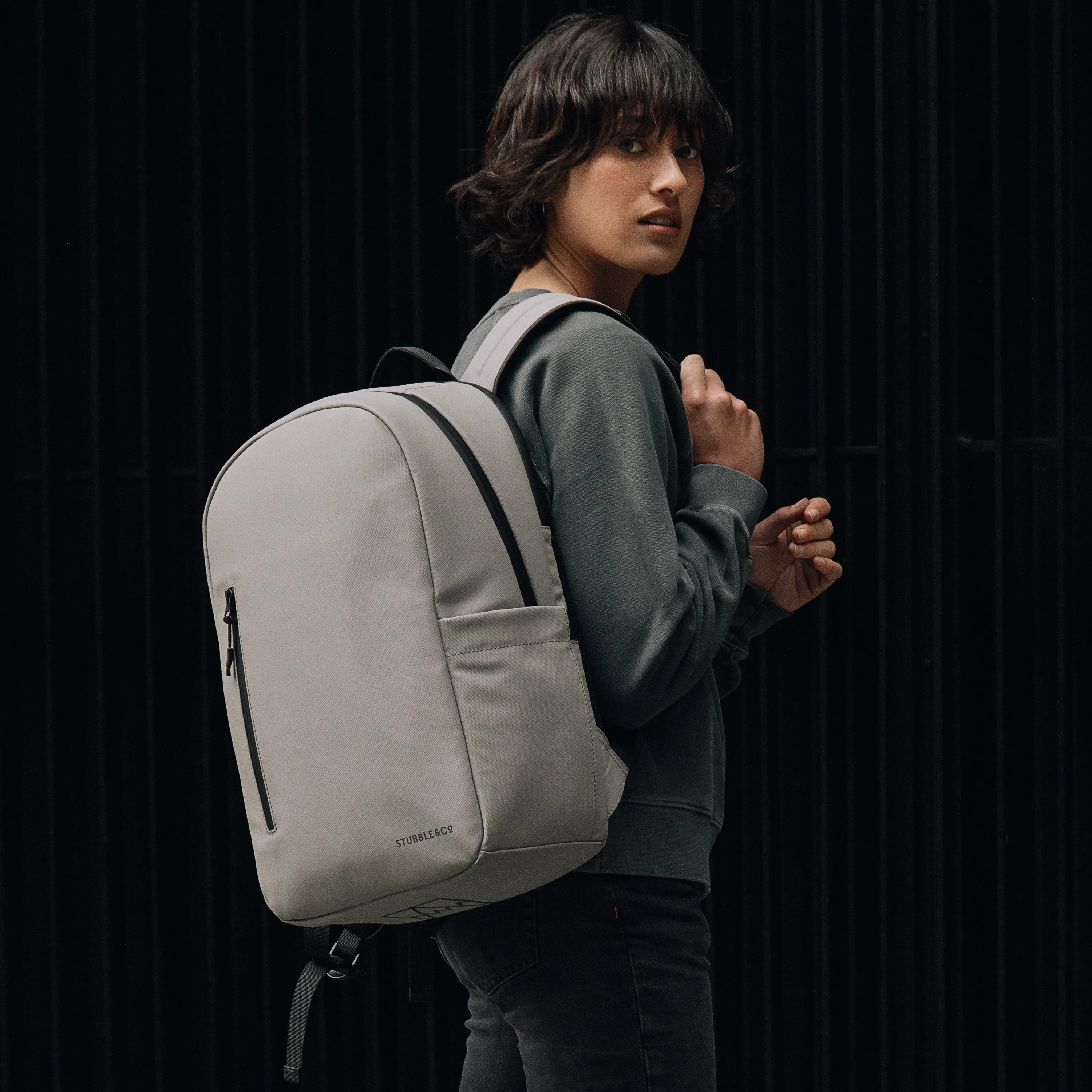 Everyday Backpack 20L - Image 27