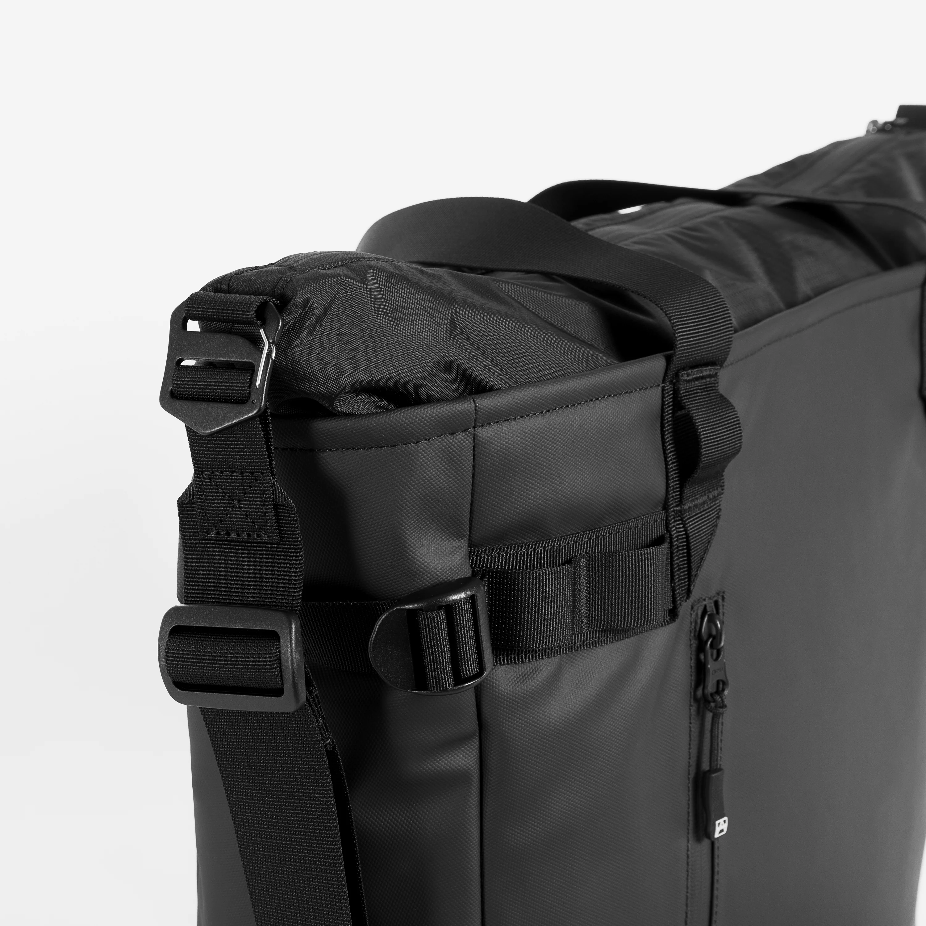 Laptop Tote 20L - Image 4