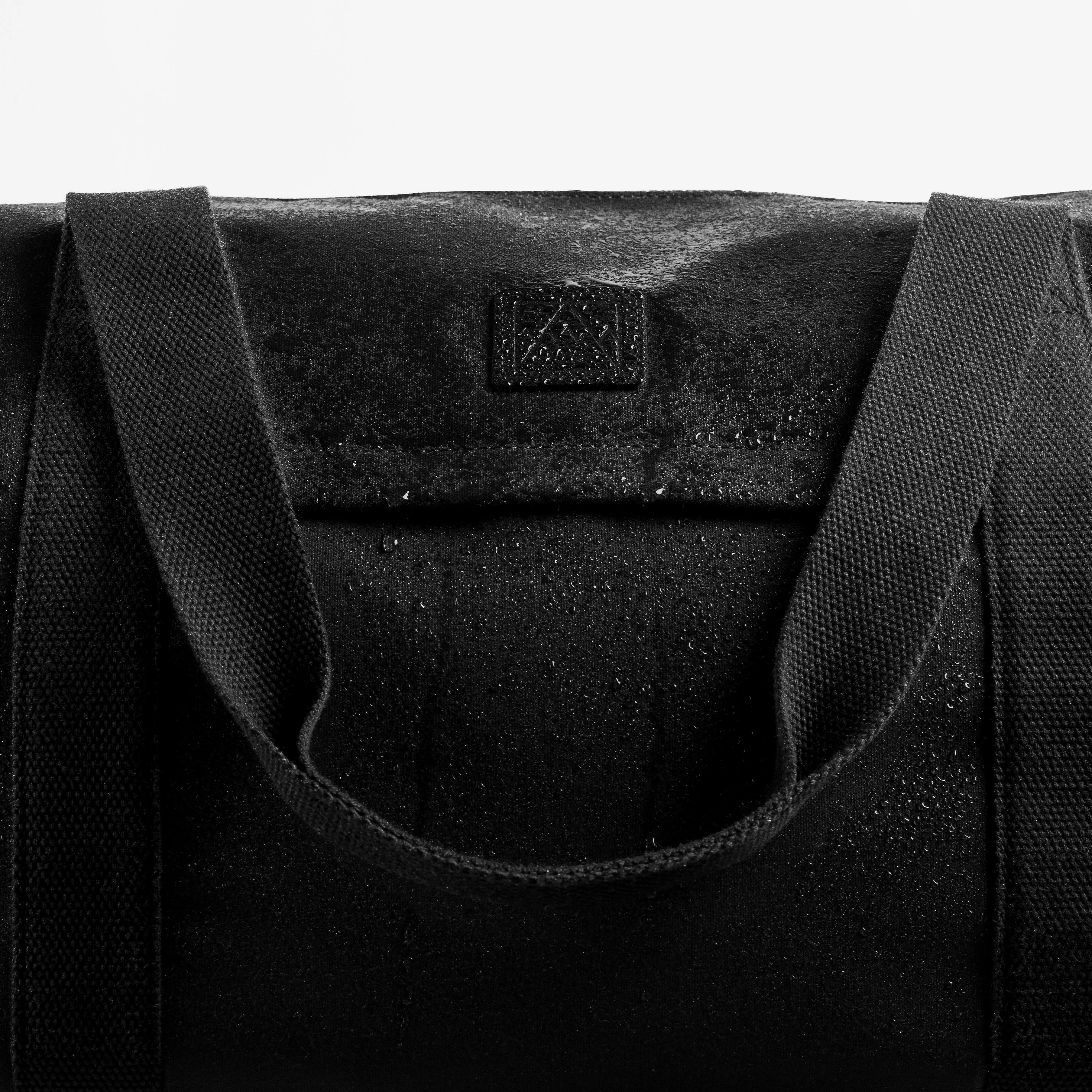 Weekender Duffel 30L - Image 113