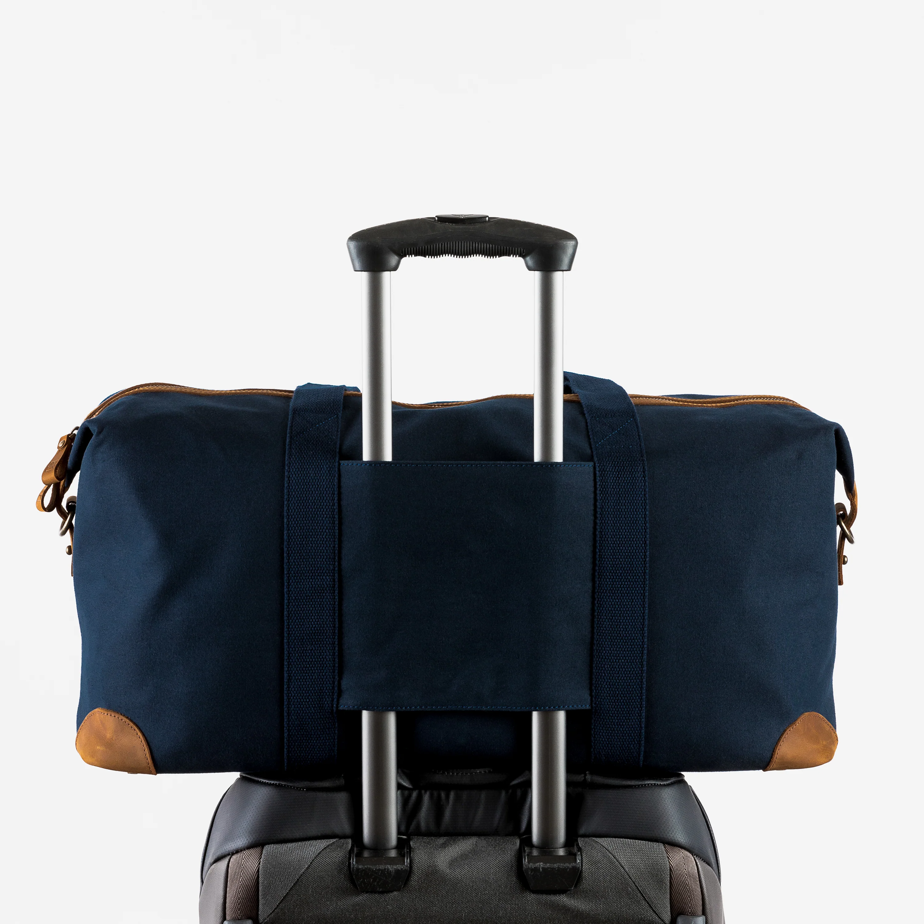 Weekender Duffel 30L - Image 34