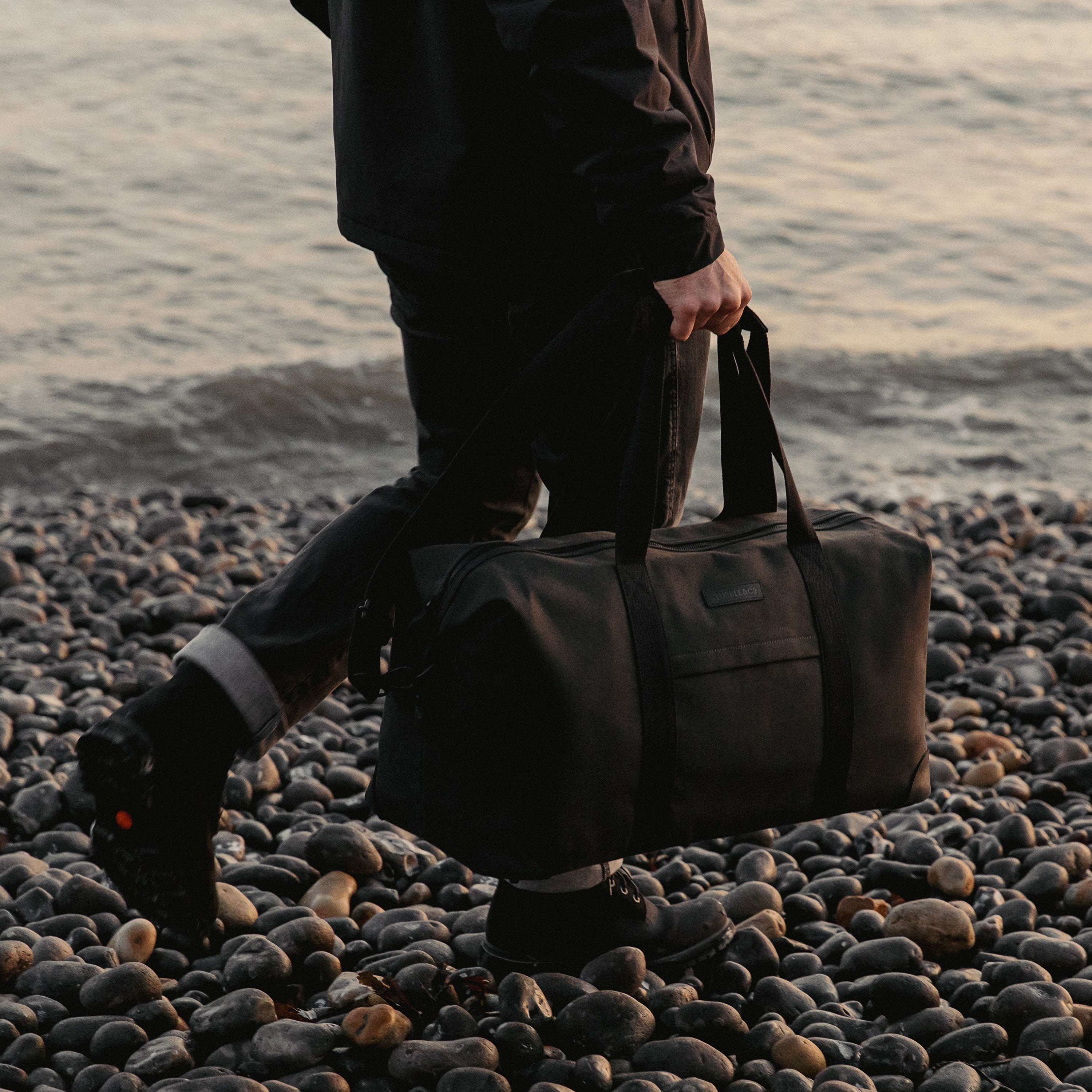 Weekender Duffel 30L - Image 35