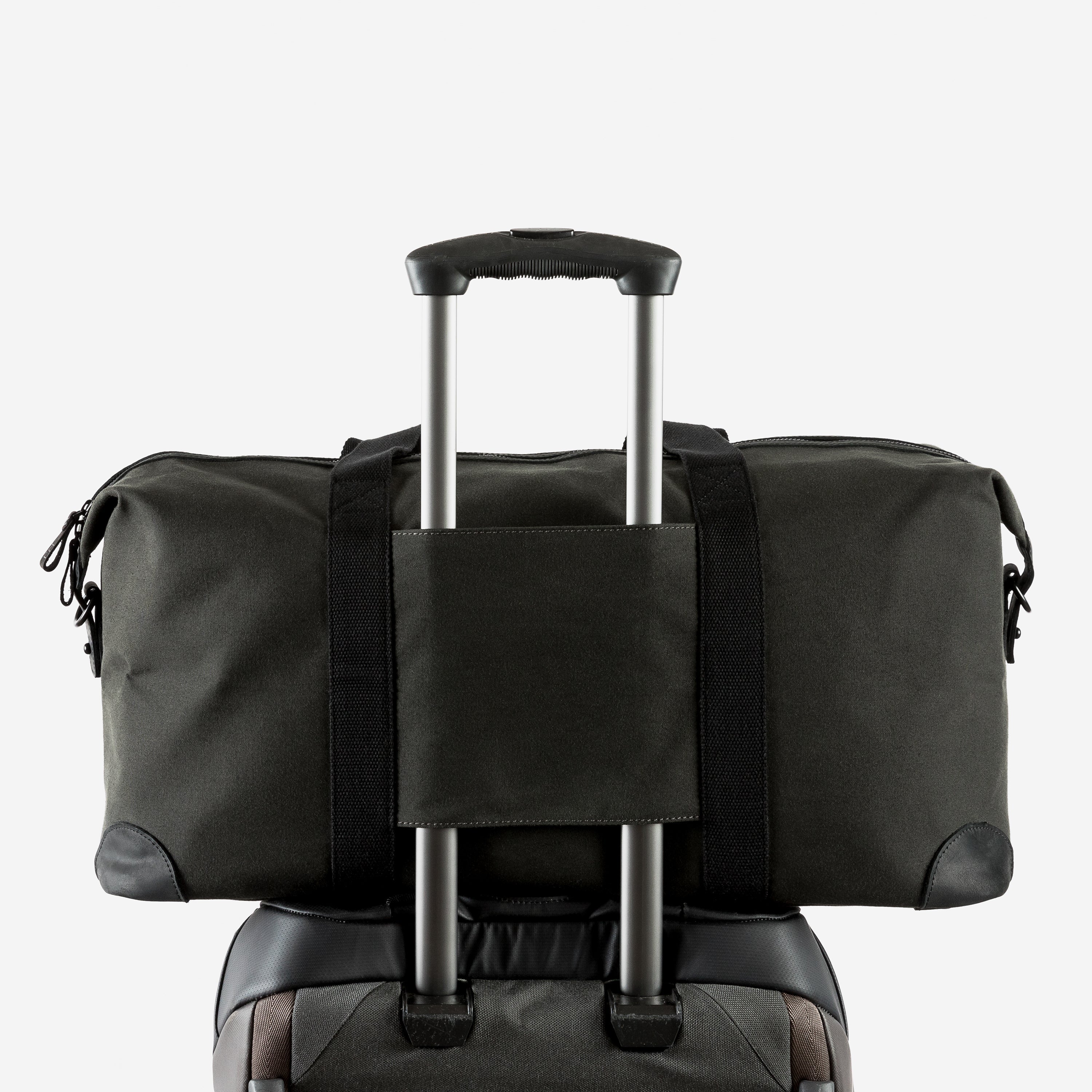 Weekender Duffel 30L - Image 58